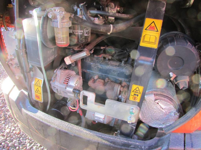 Kubota KX 016-4 Minibagger 14.250 EUR - Μίνι εκσκαφέας: φωτογραφία 5 Kubota KX 016-4 Minibagger 14.250 EUR - Μίνι εκσκαφέας: φωτογραφία 5