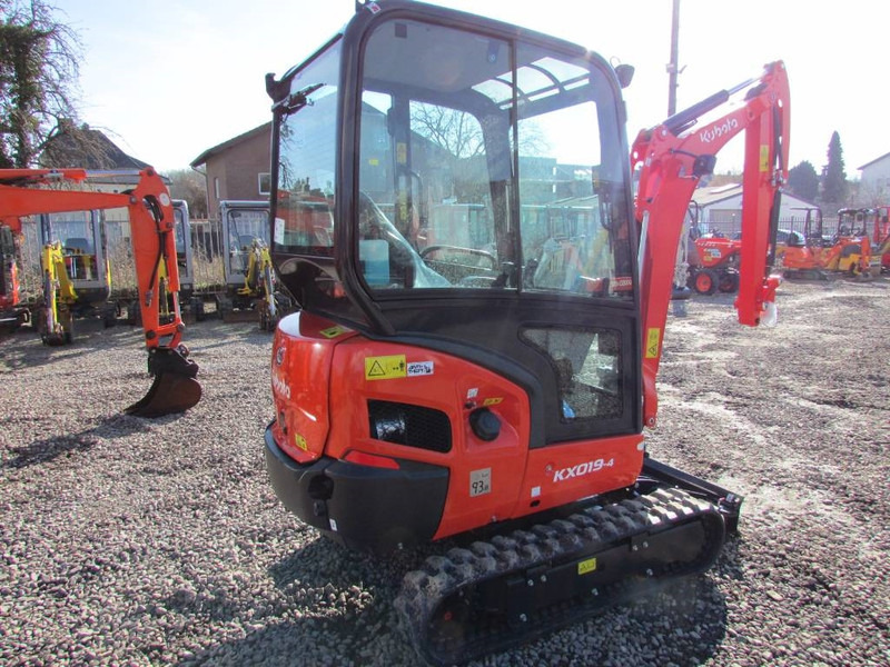 Kubota KX 019-4 HI Minibagger 26.500 EUR - Μίνι εκσκαφέας: φωτογραφία 4 Kubota KX 019-4 HI Minibagger 26.500 EUR - Μίνι εκσκαφέας: φωτογραφία 4