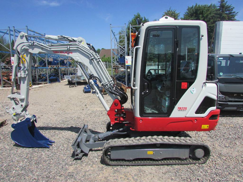 Takeuchi TB 225 Minibagger 42.500 EUR - Μίνι εκσκαφέας: φωτογραφία 1 Takeuchi TB 225 Minibagger 42.500 EUR - Μίνι εκσκαφέας: φωτογραφία 1