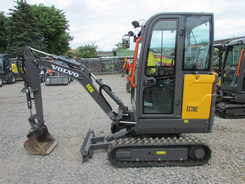 Volvo EC 18 E Minibagger 23.500 EUR - Μίνι εκσκαφέας: φωτογραφία 1 Volvo EC 18 E Minibagger 23.500 EUR - Μίνι εκσκαφέας: φωτογραφία 1