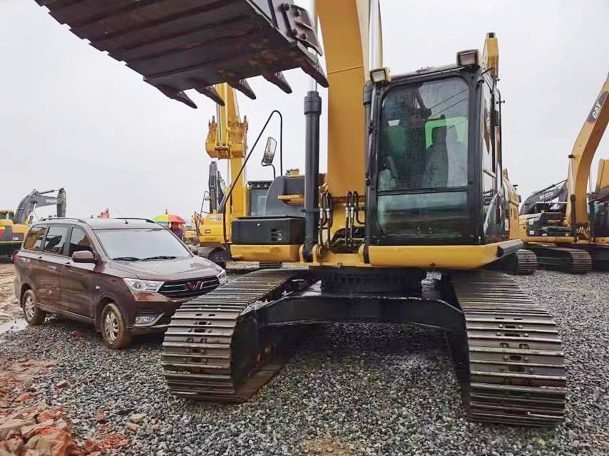 CAT 329D - Ερπυστριοφόρος εκσκαφέας: φωτογραφία 2 CAT 329D - Ερπυστριοφόρος εκσκαφέας: φωτογραφία 2