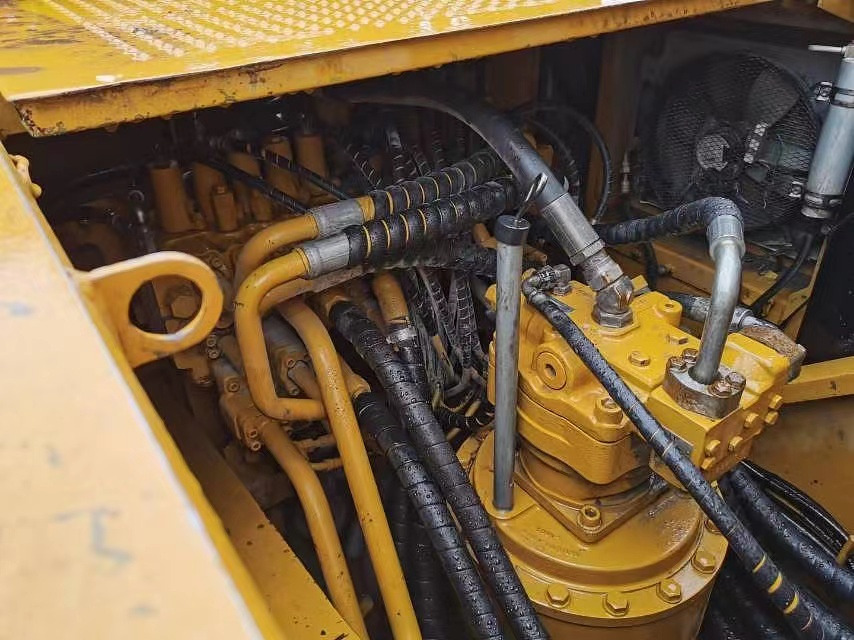CAT 329D - Ερπυστριοφόρος εκσκαφέας: φωτογραφία 5 CAT 329D - Ερπυστριοφόρος εκσκαφέας: φωτογραφία 5