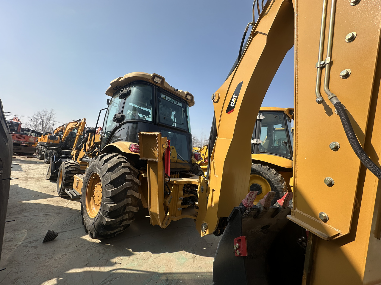 CATERPILLAR 420F - Φορτωτής εκσκαφέας: φωτογραφία 4 CATERPILLAR 420F - Φορτωτής εκσκαφέας: φωτογραφία 4