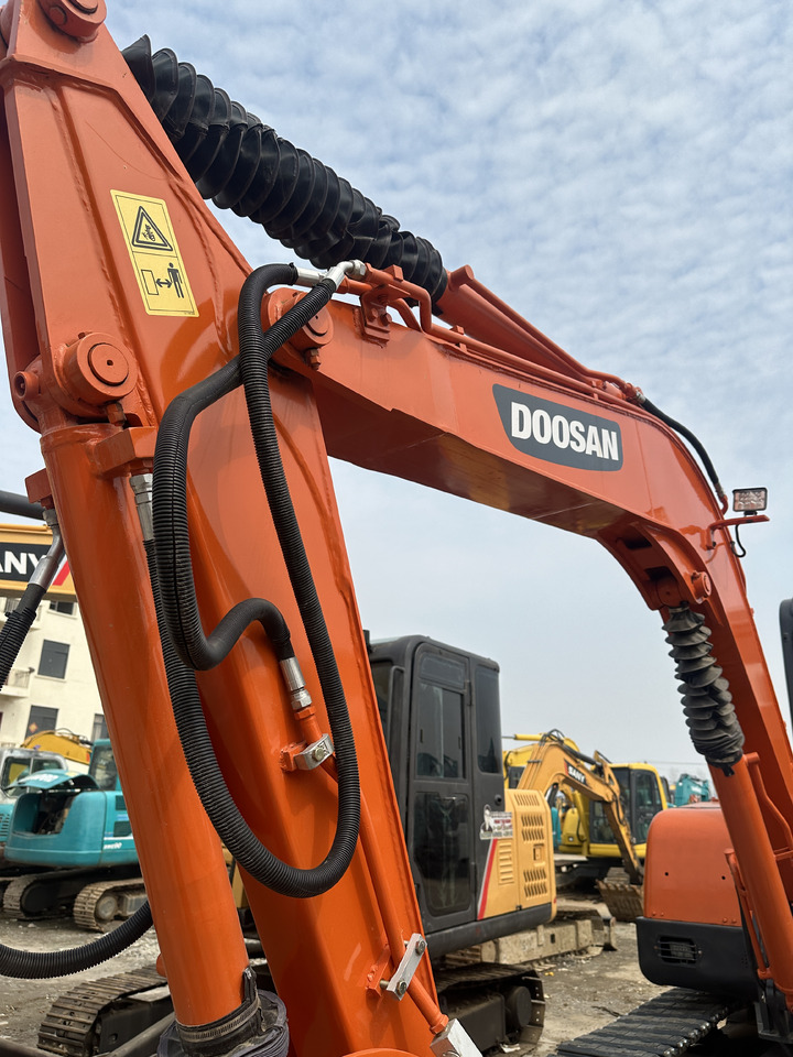DOOSAN DH60-7 - Ερπυστριοφόρος εκσκαφέας: φωτογραφία 5 DOOSAN DH60-7 - Ερπυστριοφόρος εκσκαφέας: φωτογραφία 5