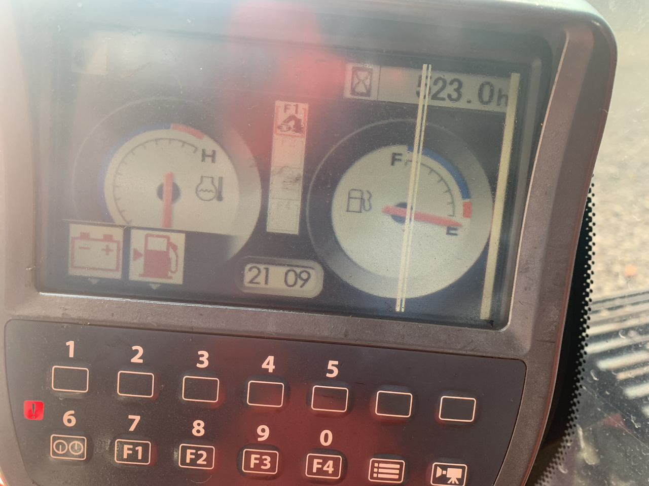 HITACHI ZX200-3 - Ερπυστριοφόρος εκσκαφέας: φωτογραφία 5 HITACHI ZX200-3 - Ερπυστριοφόρος εκσκαφέας: φωτογραφία 5