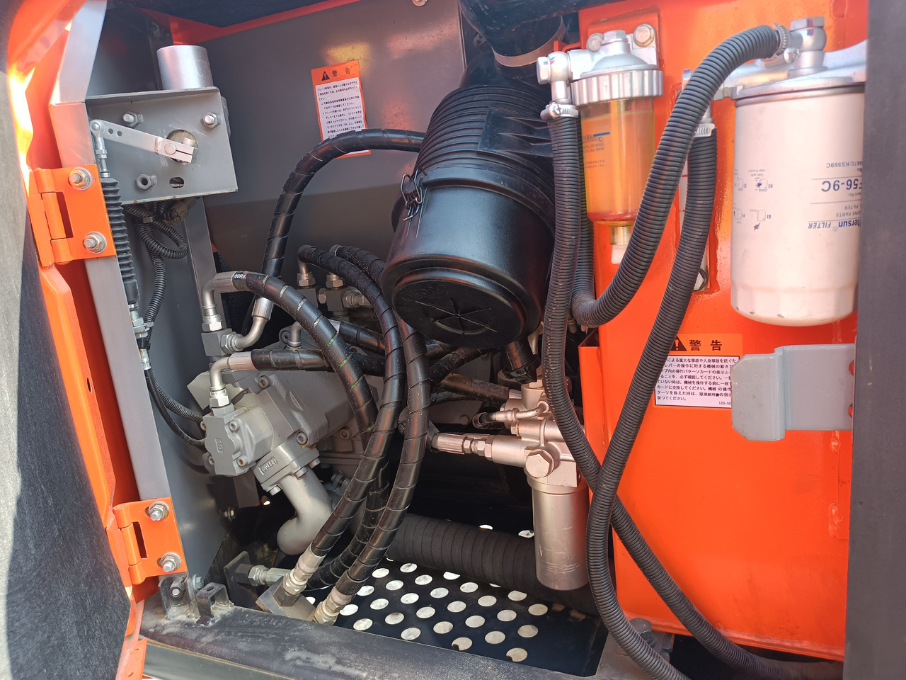 HITACHI ZX75 - Ερπυστριοφόρος εκσκαφέας: φωτογραφία 3 HITACHI ZX75 - Ερπυστριοφόρος εκσκαφέας: φωτογραφία 3
