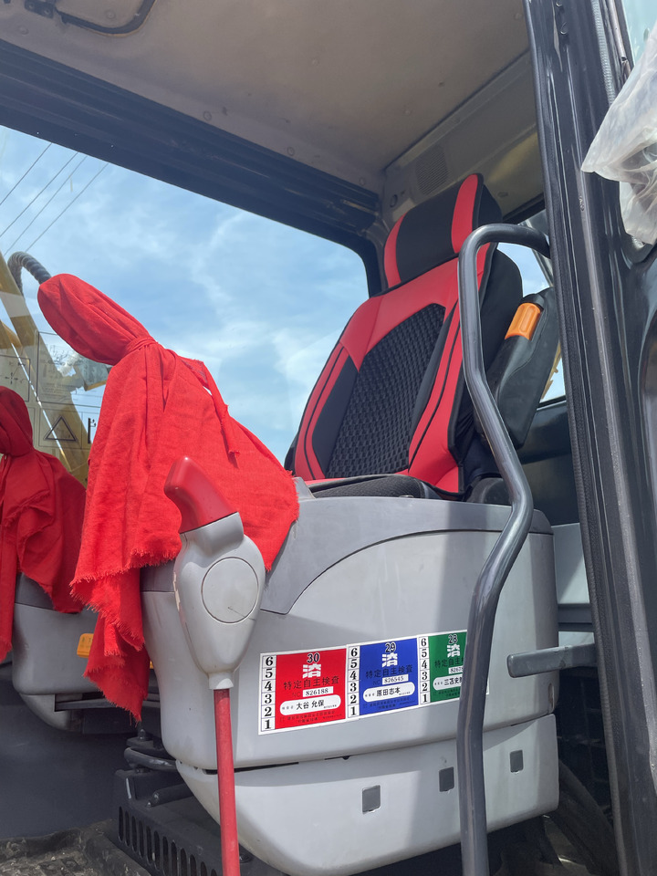 Μίσθωση KOMATSU PC 130-7 KOMATSU PC 130-7: φωτογραφία 6