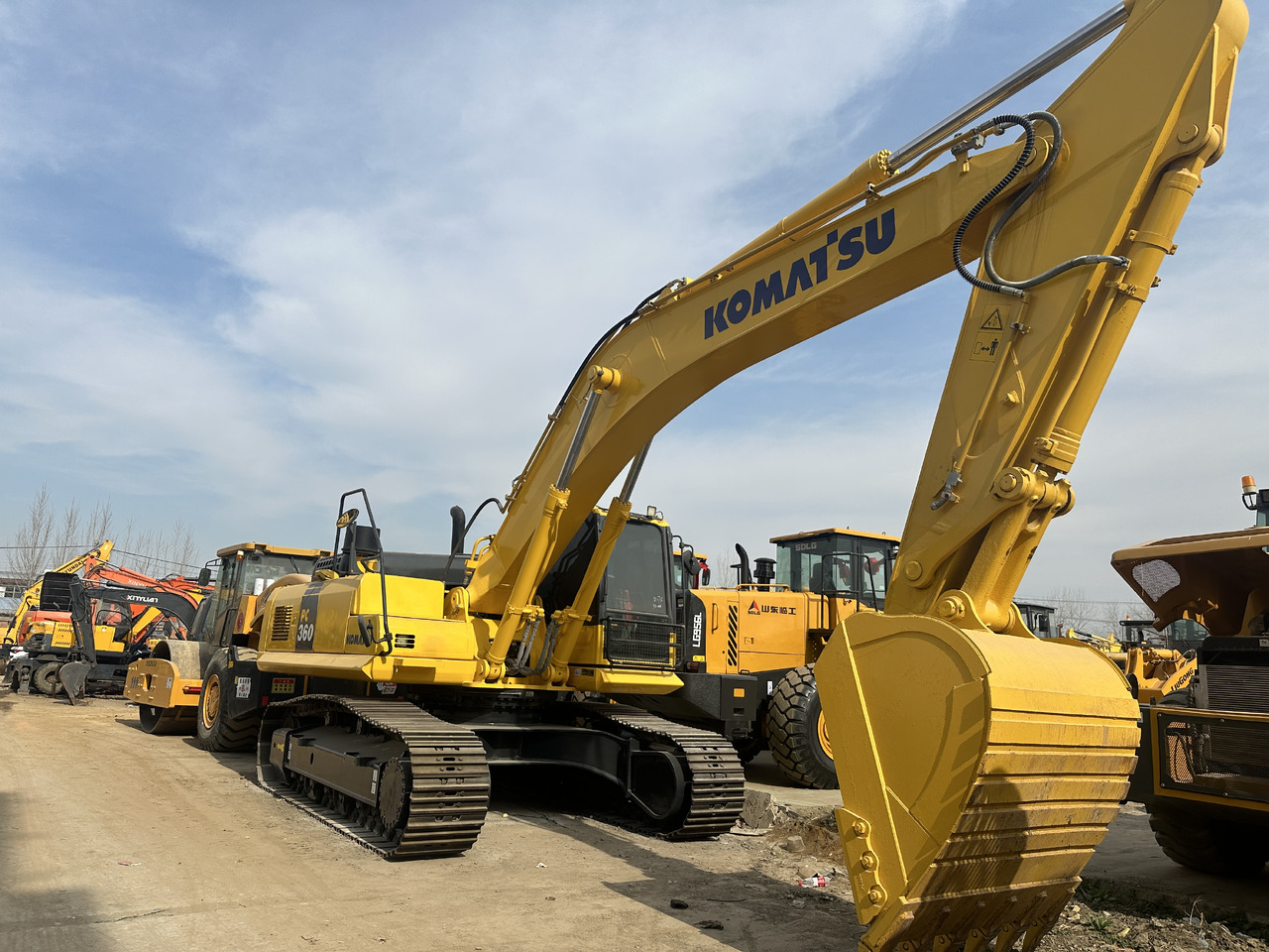 KOMATSU PC360 - Ερπυστριοφόρος εκσκαφέας: φωτογραφία 5 KOMATSU PC360 - Ερπυστριοφόρος εκσκαφέας: φωτογραφία 5