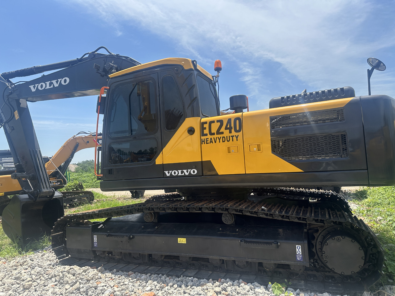 VOLVO EC240 - Ερπυστριοφόρος εκσκαφέας: φωτογραφία 1 VOLVO EC240 - Ερπυστριοφόρος εκσκαφέας: φωτογραφία 1