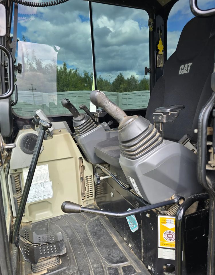 Caterpillar - Ερπυστριοφόρος εκσκαφέας: φωτογραφία 3 Caterpillar - Ερπυστριοφόρος εκσκαφέας: φωτογραφία 3