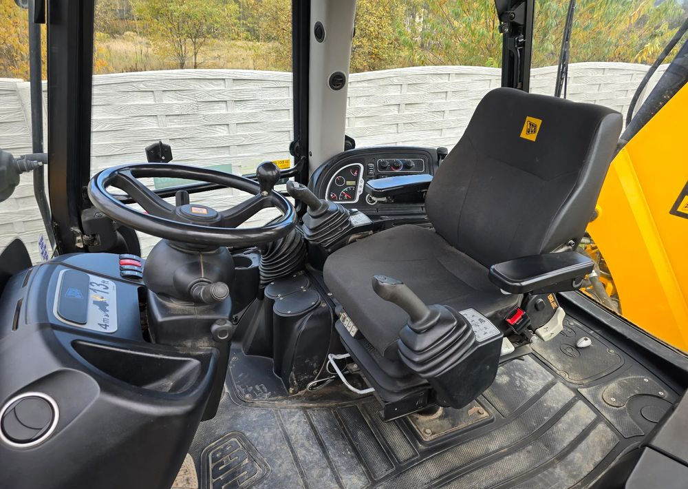 JCB - Φορτωτής εκσκαφέας: φωτογραφία 3 JCB - Φορτωτής εκσκαφέας: φωτογραφία 3