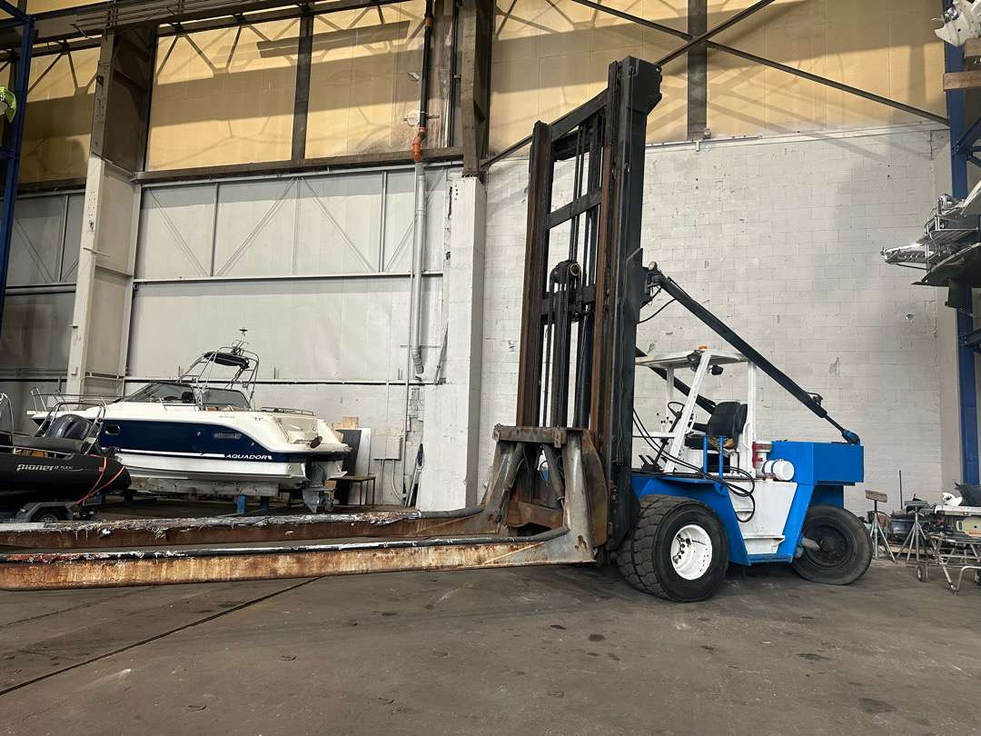 1994 Truck for løfting av båter Wiggins’s W150M2 - Χειριστές δοχείο: φωτογραφία 1 1994 Truck for løfting av båter Wiggins’s W150M2 - Χειριστές δοχείο: φωτογραφία 1
