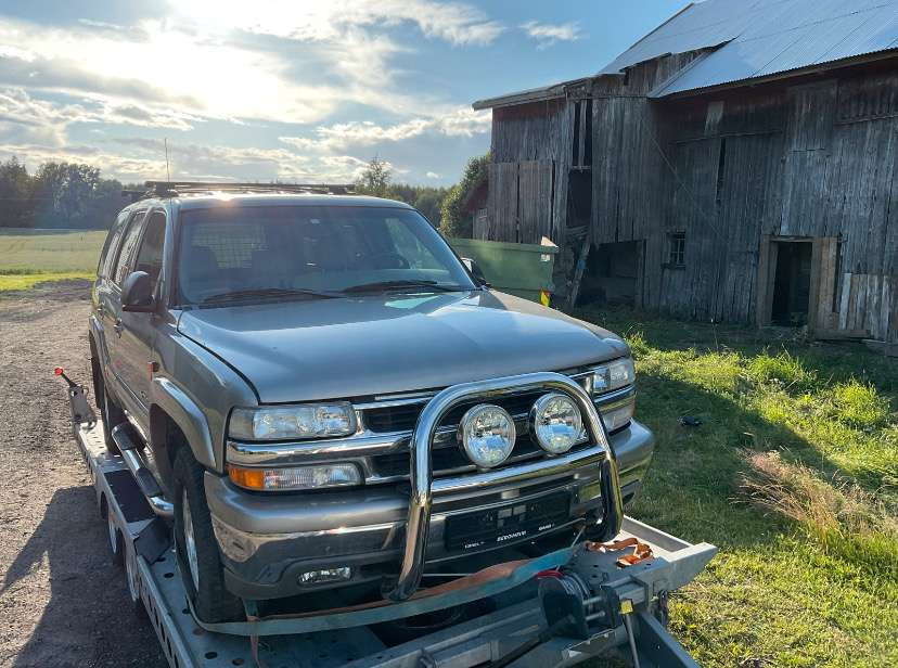 2003 Chevrolet Tahoe - SUV: φωτογραφία 4 2003 Chevrolet Tahoe - SUV: φωτογραφία 4