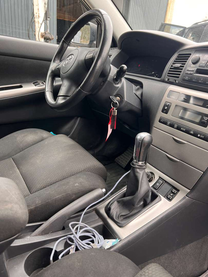 2004 Toyota Corolla 2-dørs - Αυτοκίνητο: φωτογραφία 5 2004 Toyota Corolla 2-dørs - Αυτοκίνητο: φωτογραφία 5
