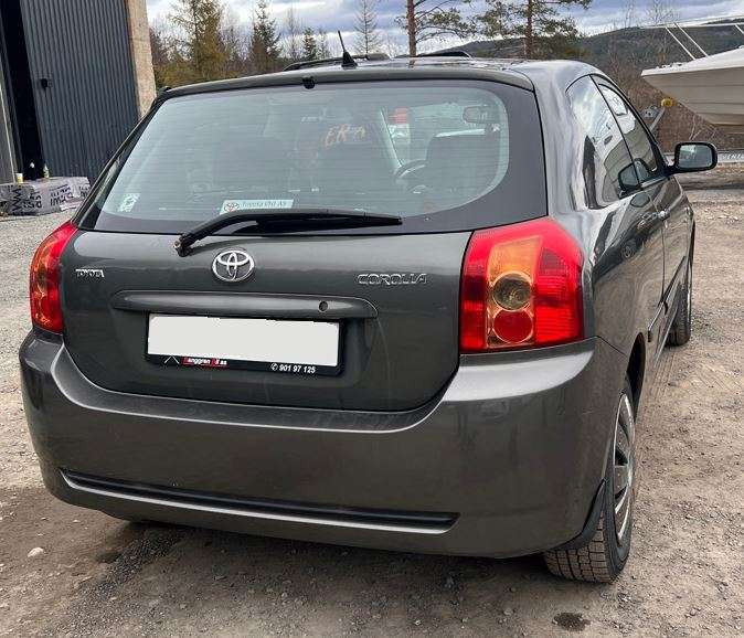 2004 Toyota Corolla 2-dørs - Αυτοκίνητο: φωτογραφία 3 2004 Toyota Corolla 2-dørs - Αυτοκίνητο: φωτογραφία 3