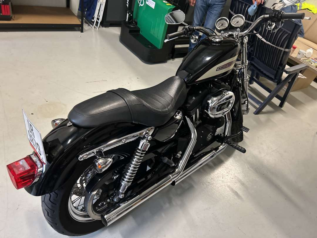 2006 Harley-Davidson XL Sportster 1200 Roadster - Τρέιλερ μοτοσυκλετών: φωτογραφία 3 2006 Harley-Davidson XL Sportster 1200 Roadster - Τρέιλερ μοτοσυκλετών: φωτογραφία 3
