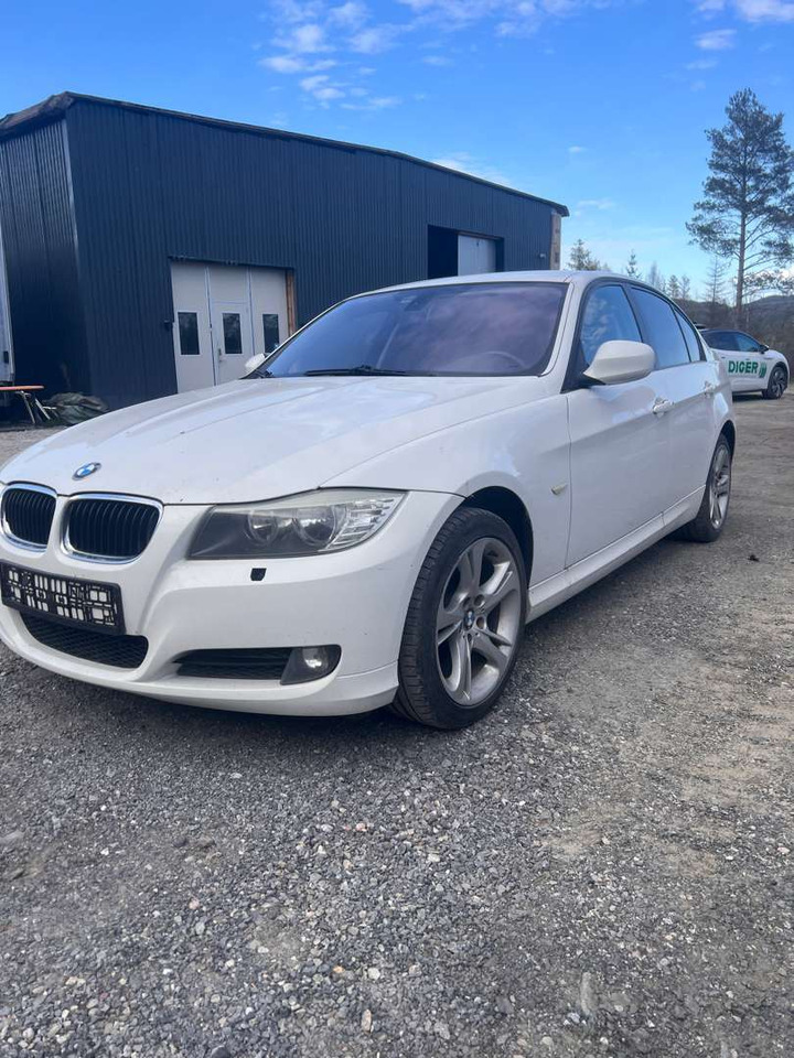 2009 BMW 316i Facelift (se mangellapp) - rep.-objekt - Λιμουζίνα/ Sedan: φωτογραφία 2 2009 BMW 316i Facelift (se mangellapp) - rep.-objekt - Λιμουζίνα/ Sedan: φωτογραφία 2