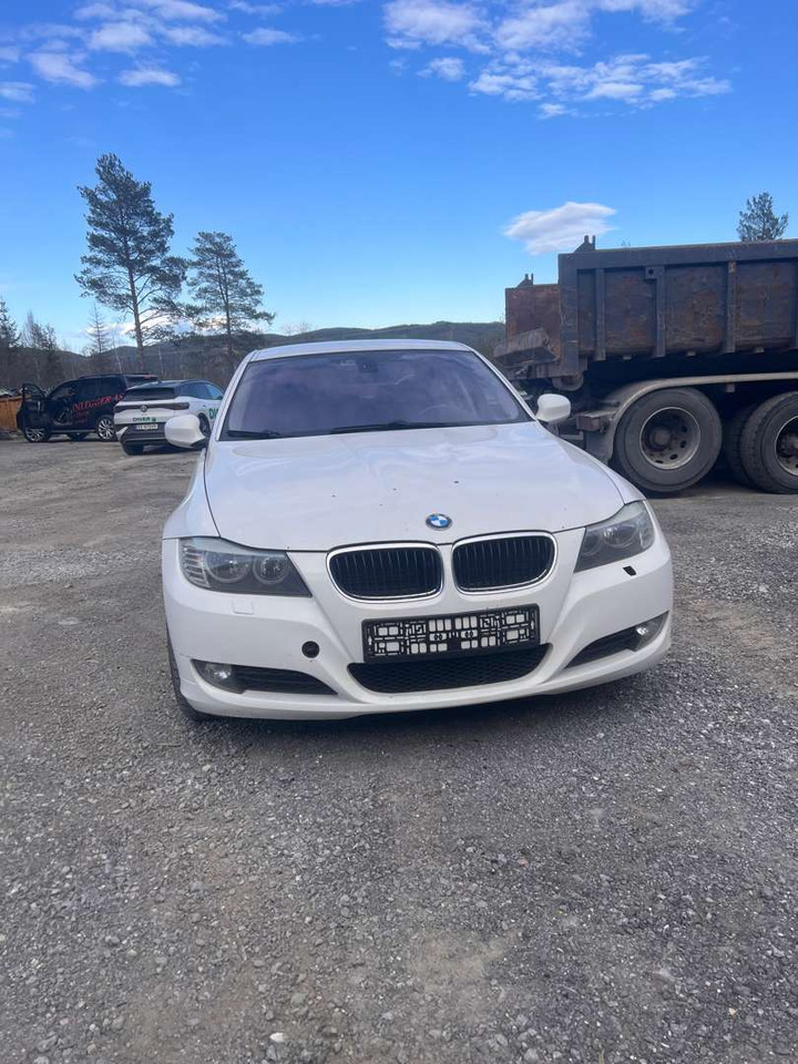 2009 BMW 316i Facelift (se mangellapp) - rep.-objekt - Αυτοκίνητο: φωτογραφία 4 2009 BMW 316i Facelift (se mangellapp) - rep.-objekt - Αυτοκίνητο: φωτογραφία 4