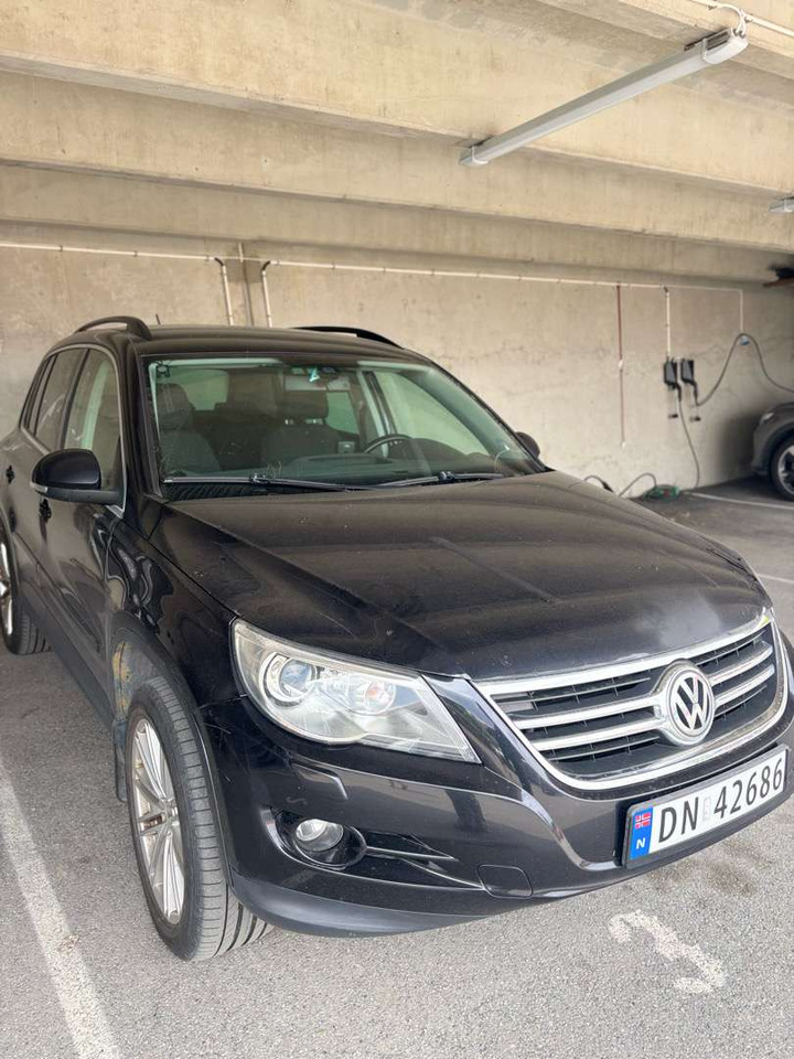 2009 Volkswagen Tiguan 4MOTION - Αυτοκίνητο: φωτογραφία 4 2009 Volkswagen Tiguan 4MOTION - Αυτοκίνητο: φωτογραφία 4