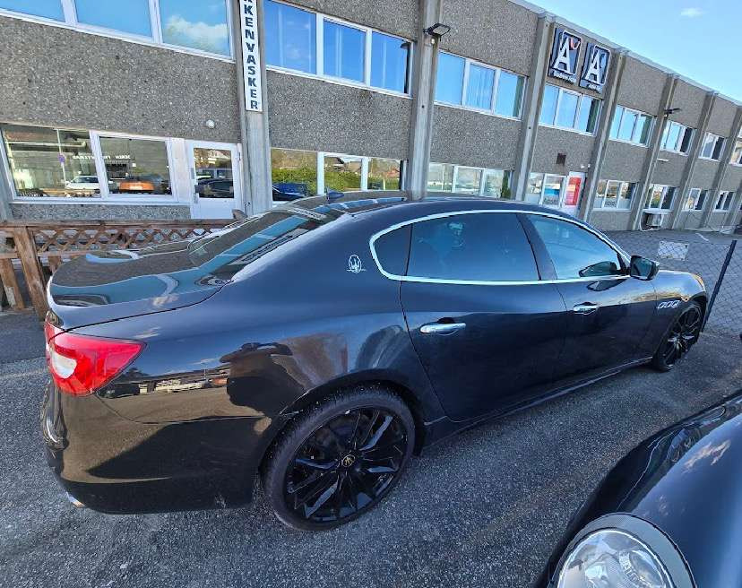 2014 Maserati Quattroporte S Q4 3.0L twin-turbo V6 // 411 hk // AWD // Automat - Λιμουζίνα/ Sedan: φωτογραφία 3 2014 Maserati Quattroporte S Q4 3.0L twin-turbo V6 // 411 hk // AWD // Automat - Λιμουζίνα/ Sedan: φωτογραφία 3