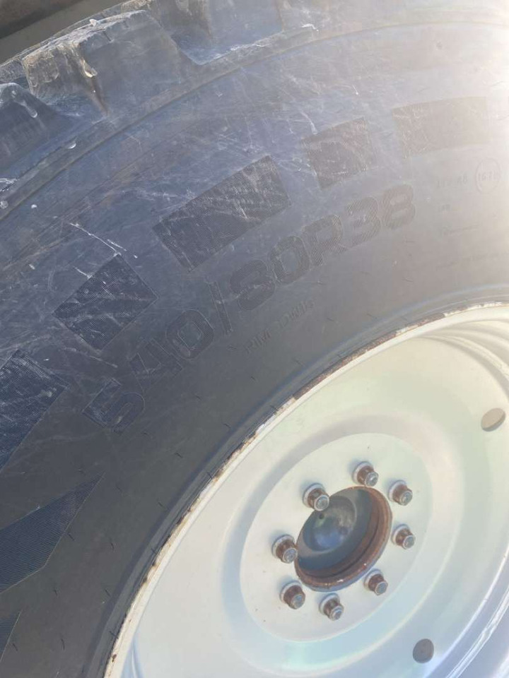 2023 Nokian Hakkapeliitta TRI industrihjul - Εργαλείο/ Εξοπλισμός: φωτογραφία 2 2023 Nokian Hakkapeliitta TRI industrihjul - Εργαλείο/ Εξοπλισμός: φωτογραφία 2