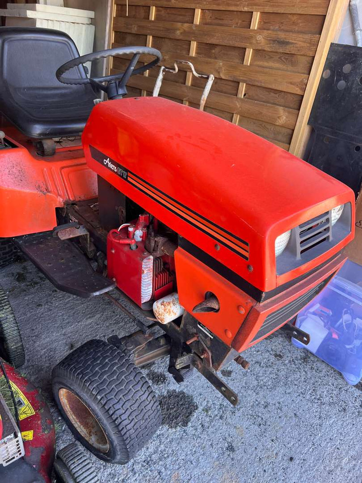 Ariens GT 17 Sitteklipper med kraftuttak (rep.-objekt) - Χλοοκοπτικό: φωτογραφία 2 Ariens GT 17 Sitteklipper med kraftuttak (rep.-objekt) - Χλοοκοπτικό: φωτογραφία 2