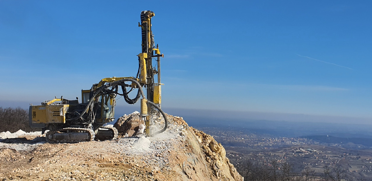 Atlas Copco F7-10 - Μηχάνημα διάτρησης: φωτογραφία 1 Atlas Copco F7-10 - Μηχάνημα διάτρησης: φωτογραφία 1