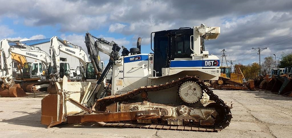 CAT D 6 T LGP - Μπουλντόζα: φωτογραφία 2 CAT D 6 T LGP - Μπουλντόζα: φωτογραφία 2