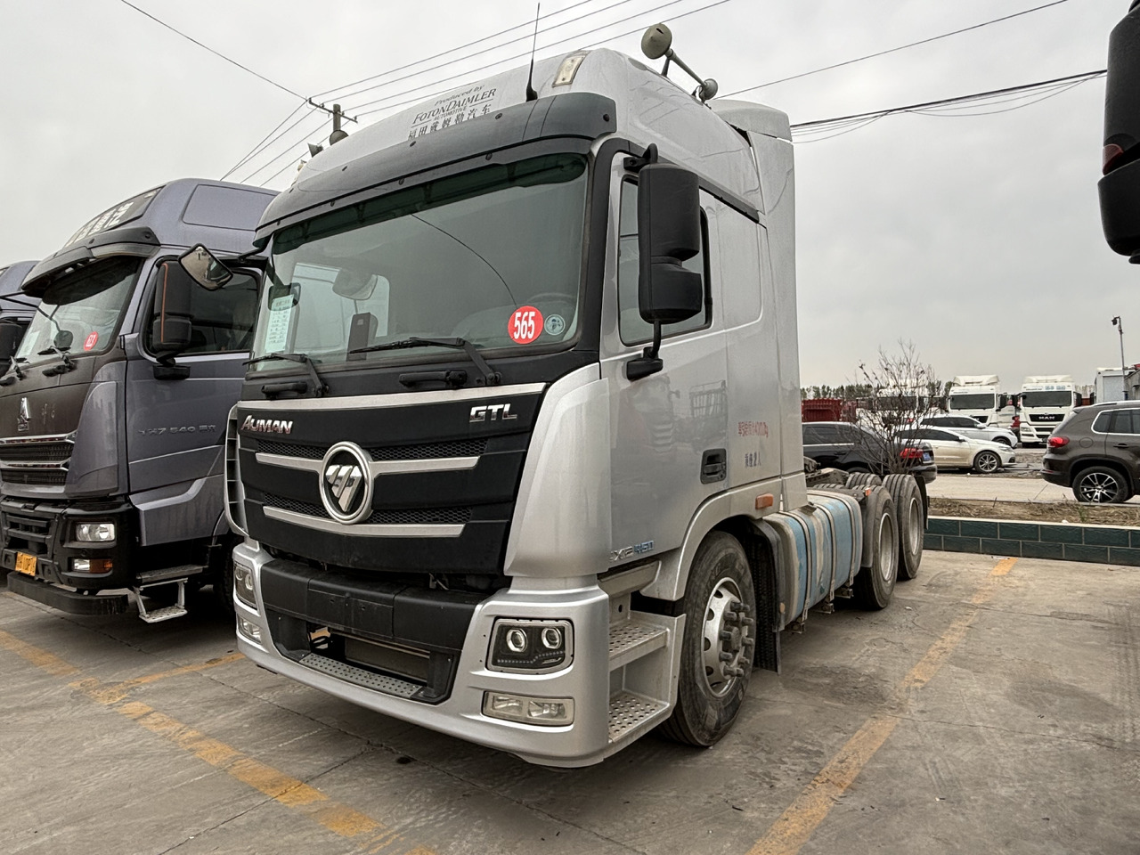 AUMAN GTL - Τράκτορας: φωτογραφία 2 AUMAN GTL - Τράκτορας: φωτογραφία 2