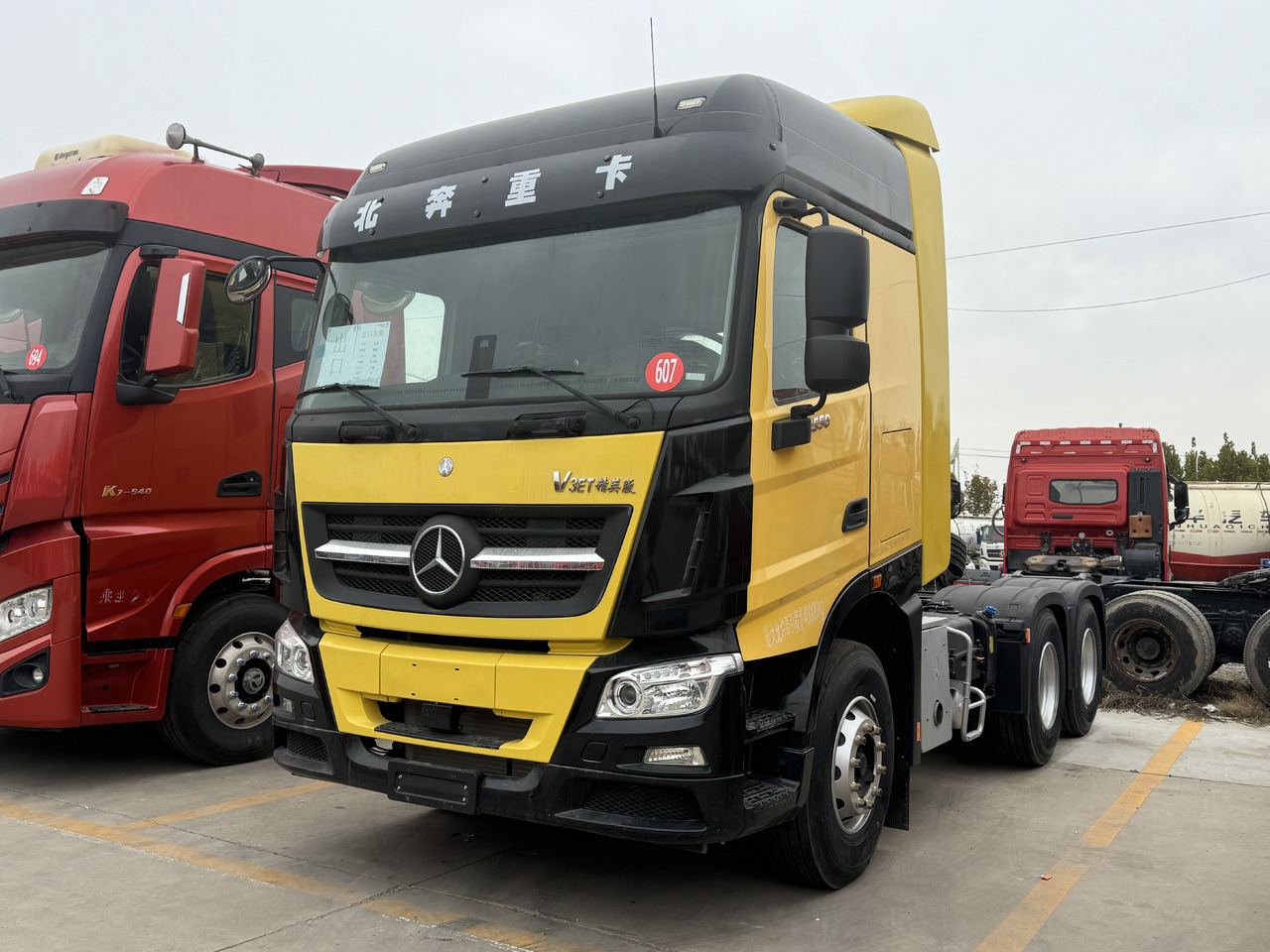 BENCHI  - Τράκτορας: φωτογραφία 3 BENCHI  - Τράκτορας: φωτογραφία 3