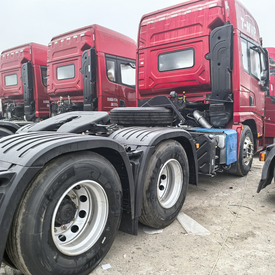 SHACMAN  - Τράκτορας: φωτογραφία 4 SHACMAN  - Τράκτορας: φωτογραφία 4