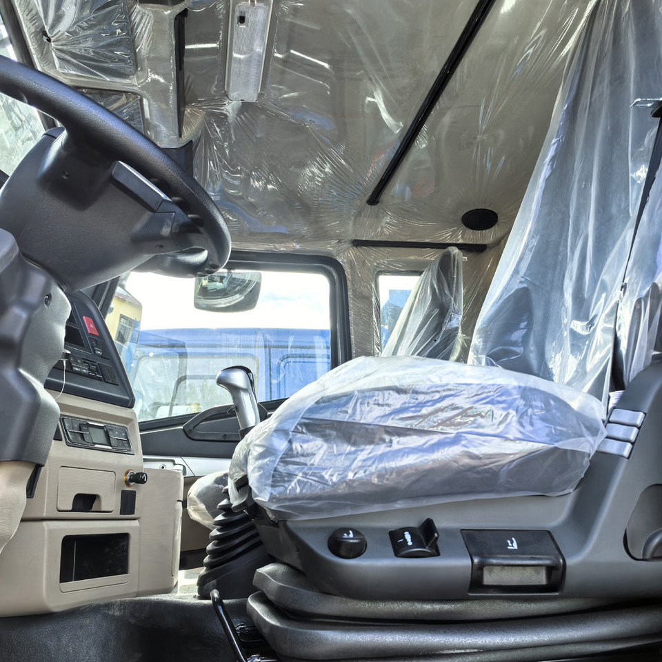 SINOTRUCK HOWO  - Τράκτορας: φωτογραφία 3 SINOTRUCK HOWO  - Τράκτορας: φωτογραφία 3