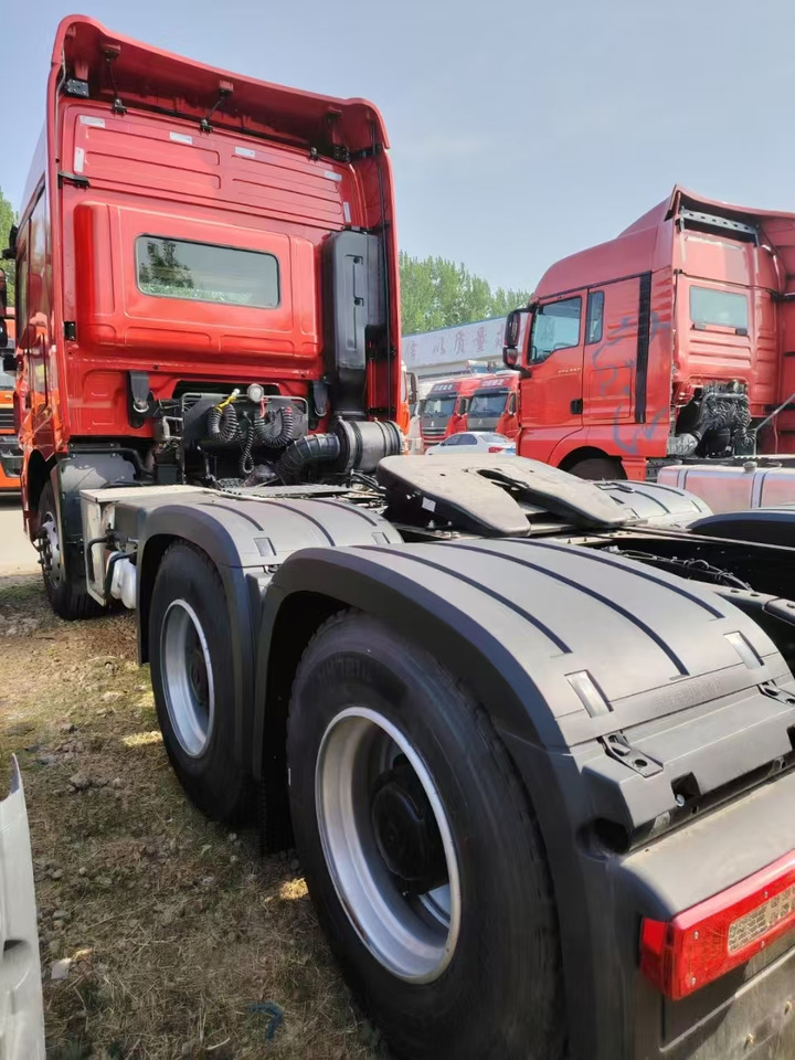 SINOTRUCK HOWO  - Τράκτορας: φωτογραφία 5 SINOTRUCK HOWO  - Τράκτορας: φωτογραφία 5