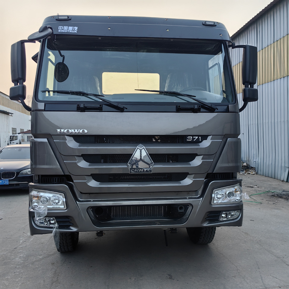 SINOTRUCK HOWO  - Τράκτορας: φωτογραφία 2 SINOTRUCK HOWO  - Τράκτορας: φωτογραφία 2