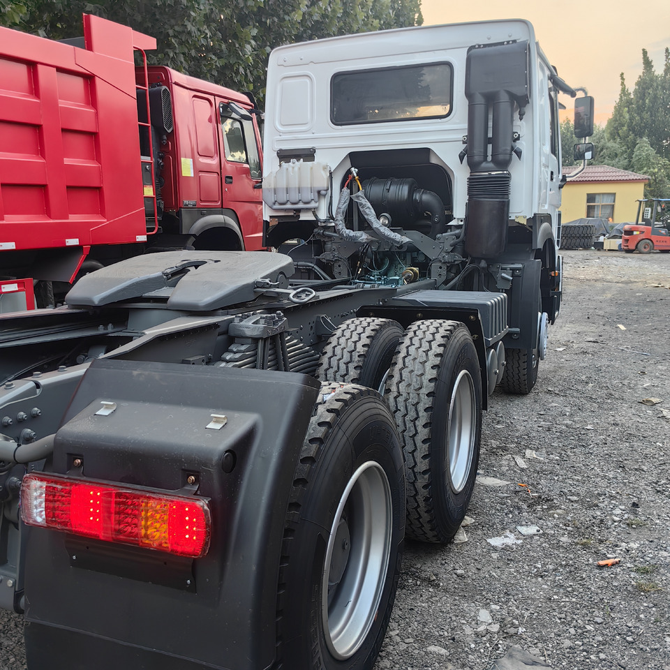 SINOTRUCK HOWO  - Τράκτορας: φωτογραφία 4 SINOTRUCK HOWO  - Τράκτορας: φωτογραφία 4