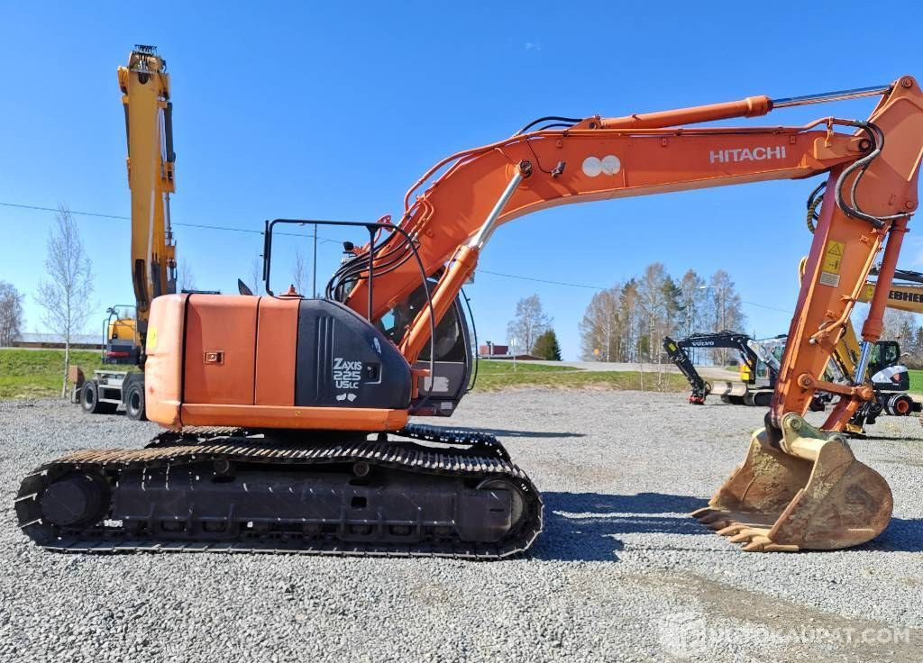 Hitachi ZX 225 US, 2003, 16 156 h Kaivinkone, Kurikka - Ερπυστριοφόρος εκσκαφέας: φωτογραφία 2 Hitachi ZX 225 US, 2003, 16 156 h Kaivinkone, Kurikka - Ερπυστριοφόρος εκσκαφέας: φωτογραφία 2