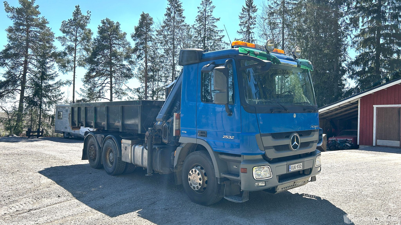 Kuorma-auto Mercedes-Benz Actros 2532, vm. 2009, kympitetty pilkki ja vaijerilaitteet, Lieto - Άλλα μηχανήματα: φωτογραφία 4 Kuorma-auto Mercedes-Benz Actros 2532, vm. 2009, kympitetty pilkki ja vaijerilaitteet, Lieto - Άλλα μηχανήματα: φωτογραφία 4