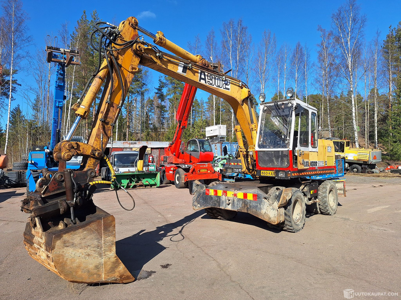 Liebherr A902 pyörä-alustainen kaivinkone, 1986, Kouvola - Τροχοφόρος εκσκαφέας: φωτογραφία 5 Liebherr A902 pyörä-alustainen kaivinkone, 1986, Kouvola - Τροχοφόρος εκσκαφέας: φωτογραφία 5