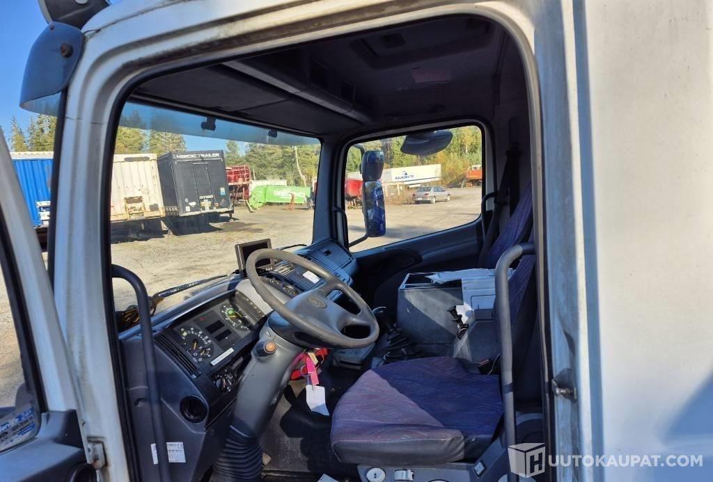 Mercedes-Benz Atego 1223 umpikori+pl nostin, 2003, 323 000 km, Forssa - Φορτηγό κόφα: φωτογραφία 5 Mercedes-Benz Atego 1223 umpikori+pl nostin, 2003, 323 000 km, Forssa - Φορτηγό κόφα: φωτογραφία 5