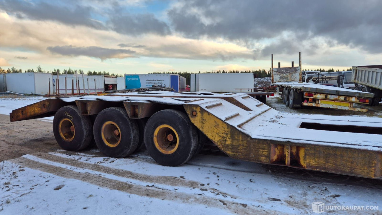 RKP Lavetti + dolly, Uusikaarlepyy - Επικαθήμενο με χαμηλό δάπεδο, Ρυμούλκα dolly: φωτογραφία 2 RKP Lavetti + dolly, Uusikaarlepyy - Επικαθήμενο με χαμηλό δάπεδο, Ρυμούλκα dolly: φωτογραφία 2