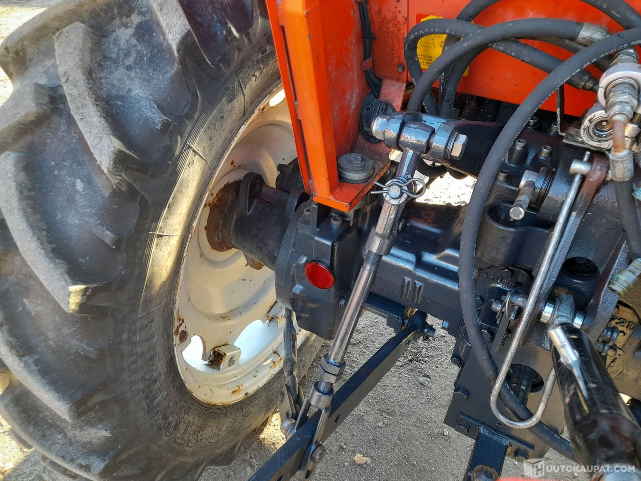Τρακτέρ Traktori Valmet 504 1984 etukuormaajalla. Katso videot! MTK25, Forssa: φωτογραφία 15