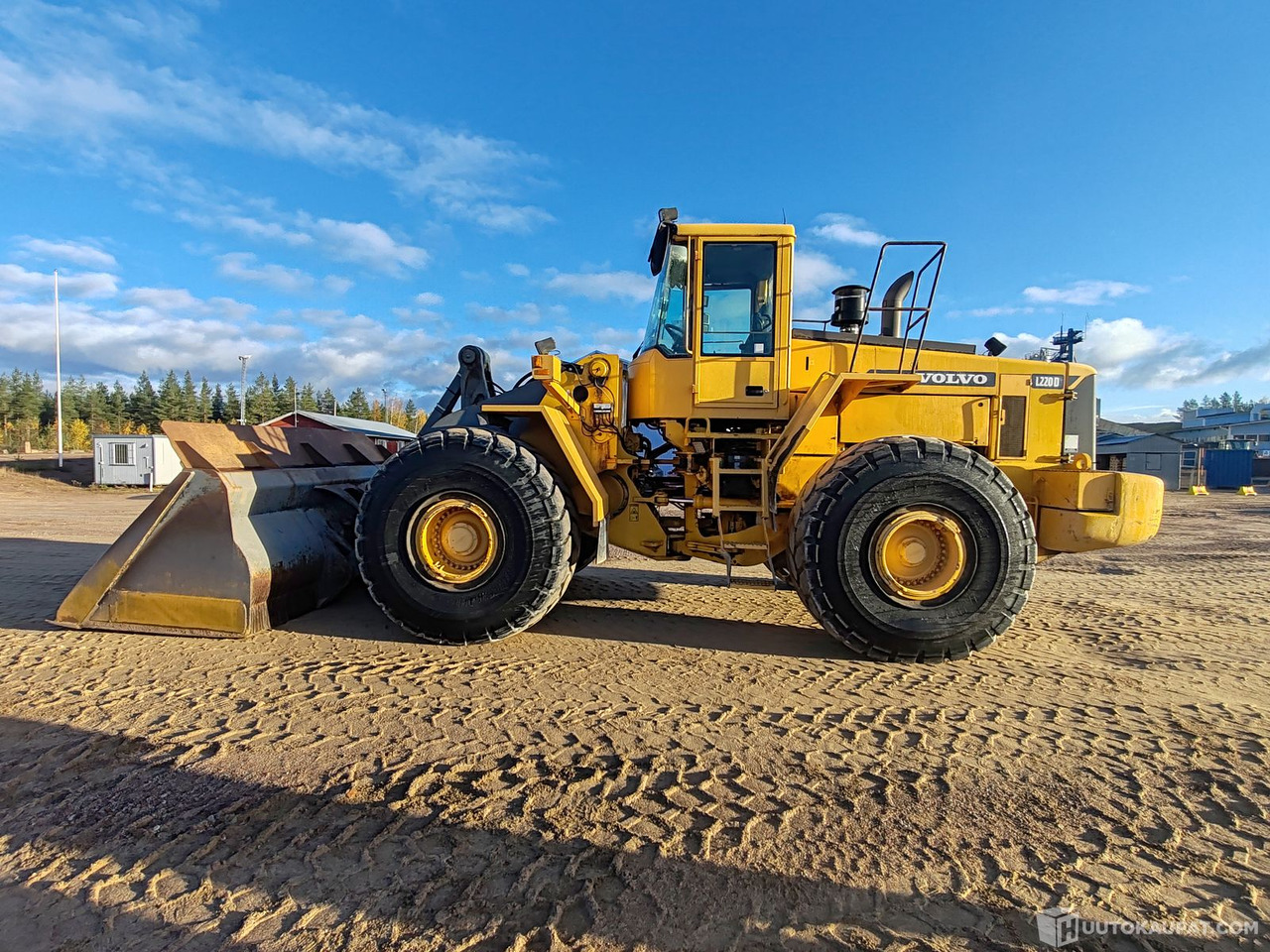 Volvo L220D pyöräkuormaaja, 21279h, 1998, Karvia - Ελαστιχοφόρος φορτωτής: φωτογραφία 3 Volvo L220D pyöräkuormaaja, 21279h, 1998, Karvia - Ελαστιχοφόρος φορτωτής: φωτογραφία 3