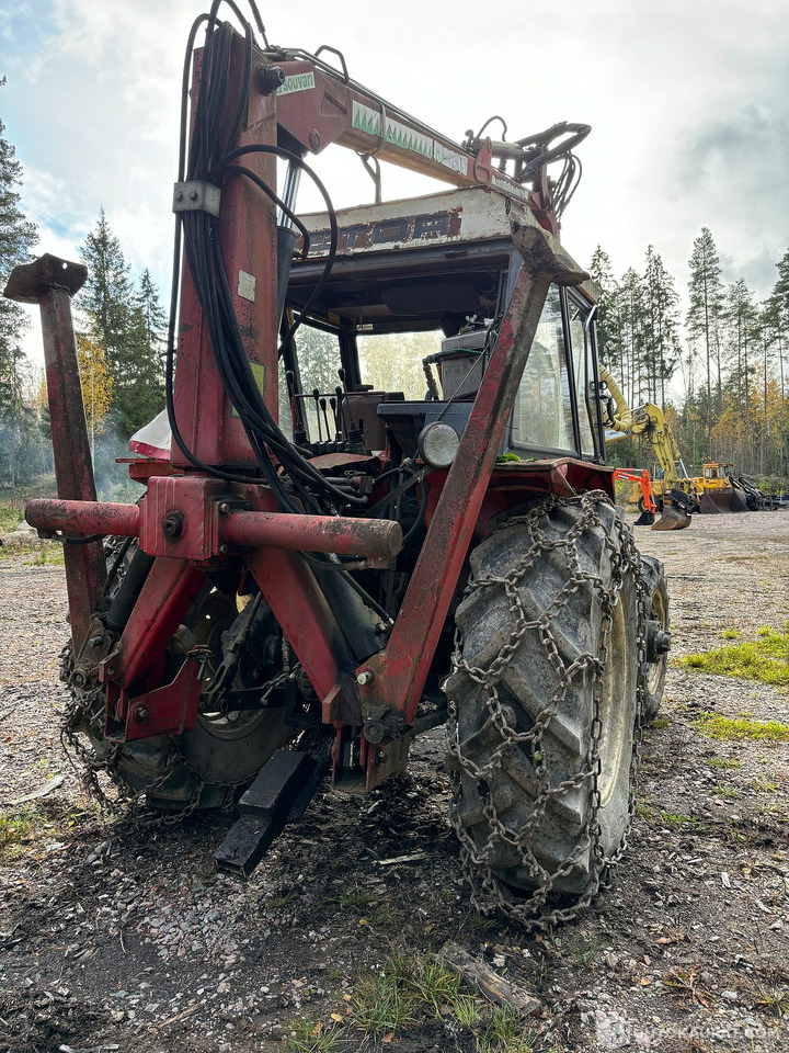 Zetor 6045 + Hakki HK29 kuormain, 1981 MTK25, Askola - Τρακτέρ: φωτογραφία 5 Zetor 6045 + Hakki HK29 kuormain, 1981 MTK25, Askola - Τρακτέρ: φωτογραφία 5