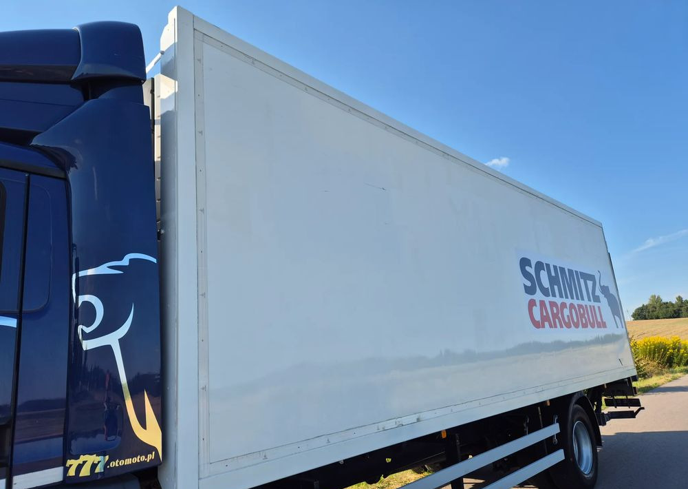 MAN TGM 18.250 Carrier 1950 D/E z Holandii / TOP STAN / 7.5m / 18 palet / winda + drzwi boczne / OKAZJA - Φορτηγό ψυγείο: φωτογραφία 2 MAN TGM 18.250 Carrier 1950 D/E z Holandii / TOP STAN / 7.5m / 18 palet / winda + drzwi boczne / OKAZJA - Φορτηγό ψυγείο: φωτογραφία 2