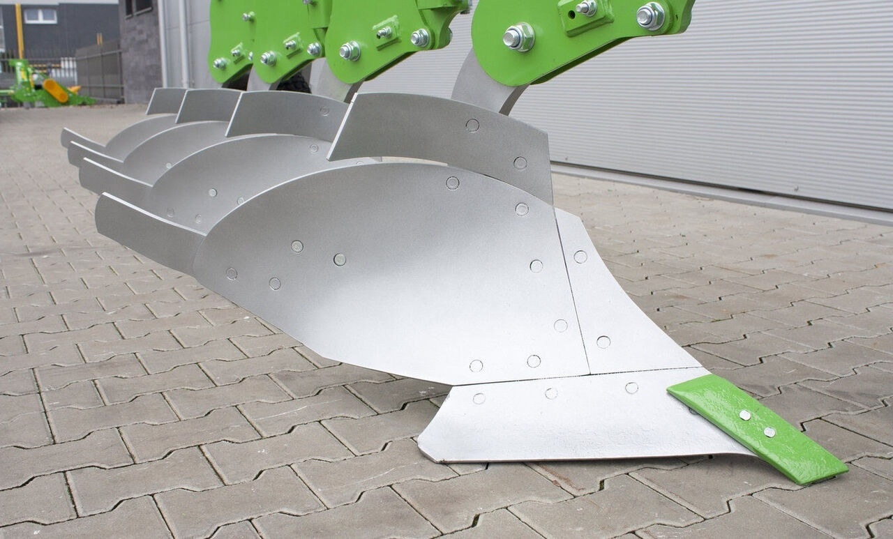 Bomet U030/3 3+1/4, korpus:25 - 30 - 35cm, 1,0/1,2/1,4m jednobelkowy L - Άροτρο: φωτογραφία 3 Bomet U030/3 3+1/4, korpus:25 - 30 - 35cm, 1,0/1,2/1,4m jednobelkowy L - Άροτρο: φωτογραφία 3