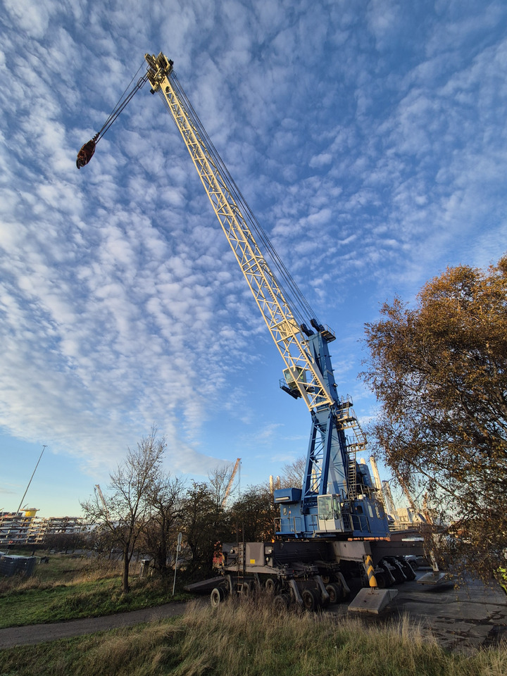 Liebherr LHM250 - Εξοπλισμός λιμένων: φωτογραφία 2 Liebherr LHM250 - Εξοπλισμός λιμένων: φωτογραφία 2