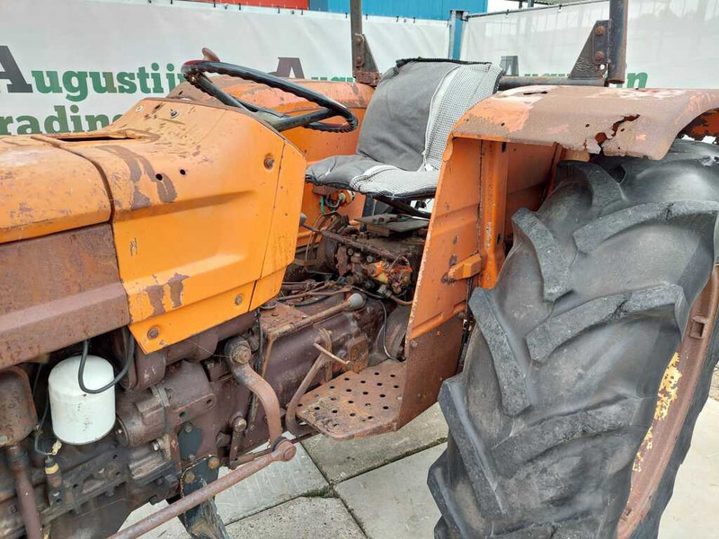 Fiat 640/8 - Τρακτέρ: φωτογραφία 3 Fiat 640/8 - Τρακτέρ: φωτογραφία 3