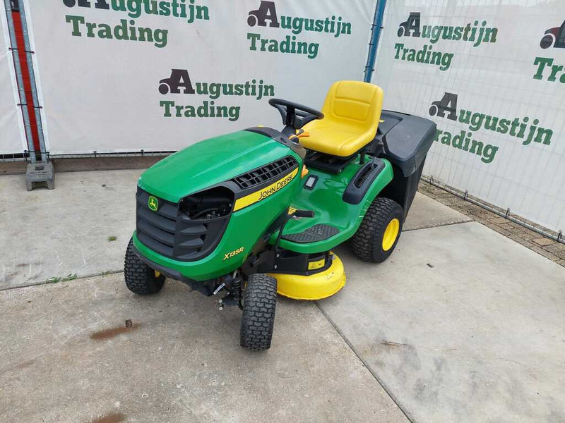 John Deere X 135R - Χλοοκοπτικό: φωτογραφία 5 John Deere X 135R - Χλοοκοπτικό: φωτογραφία 5