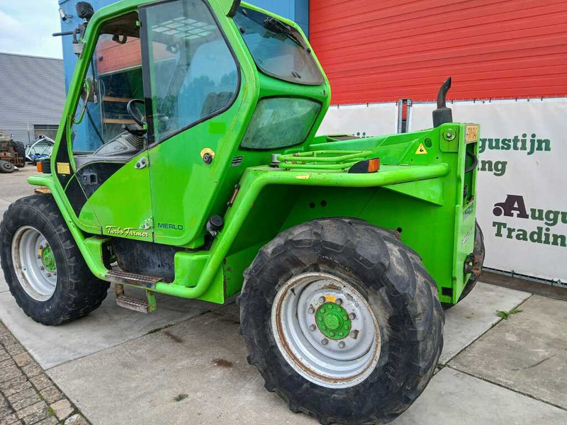 Merlo P 33.7 KT - Τηλεσκοπικός φορτωτής: φωτογραφία 3 Merlo P 33.7 KT - Τηλεσκοπικός φορτωτής: φωτογραφία 3