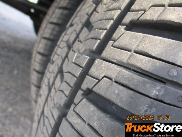 FUSO Canter 3C15 - Επαγγελματικό αυτοκίνητο κόφα: φωτογραφία 5 FUSO Canter 3C15 - Επαγγελματικό αυτοκίνητο κόφα: φωτογραφία 5